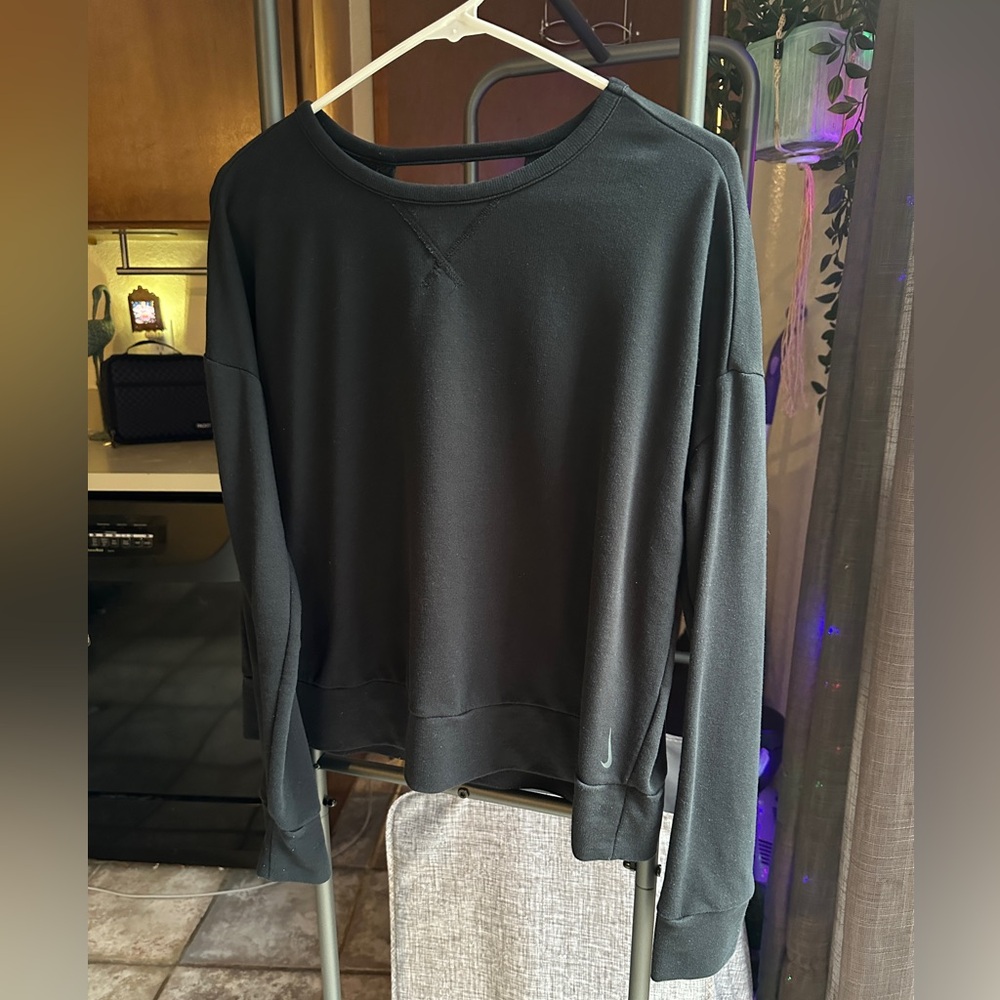 Women’s Large Nike Dri Fit Black Crew Neck Pullover Open Back Sweatshirt Top